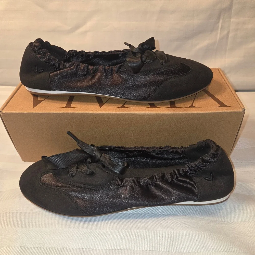 VIVAIA Yanka Black Satin Round Toe Ribbon Lace Sneakerina EU 37 US 6.5 NEW